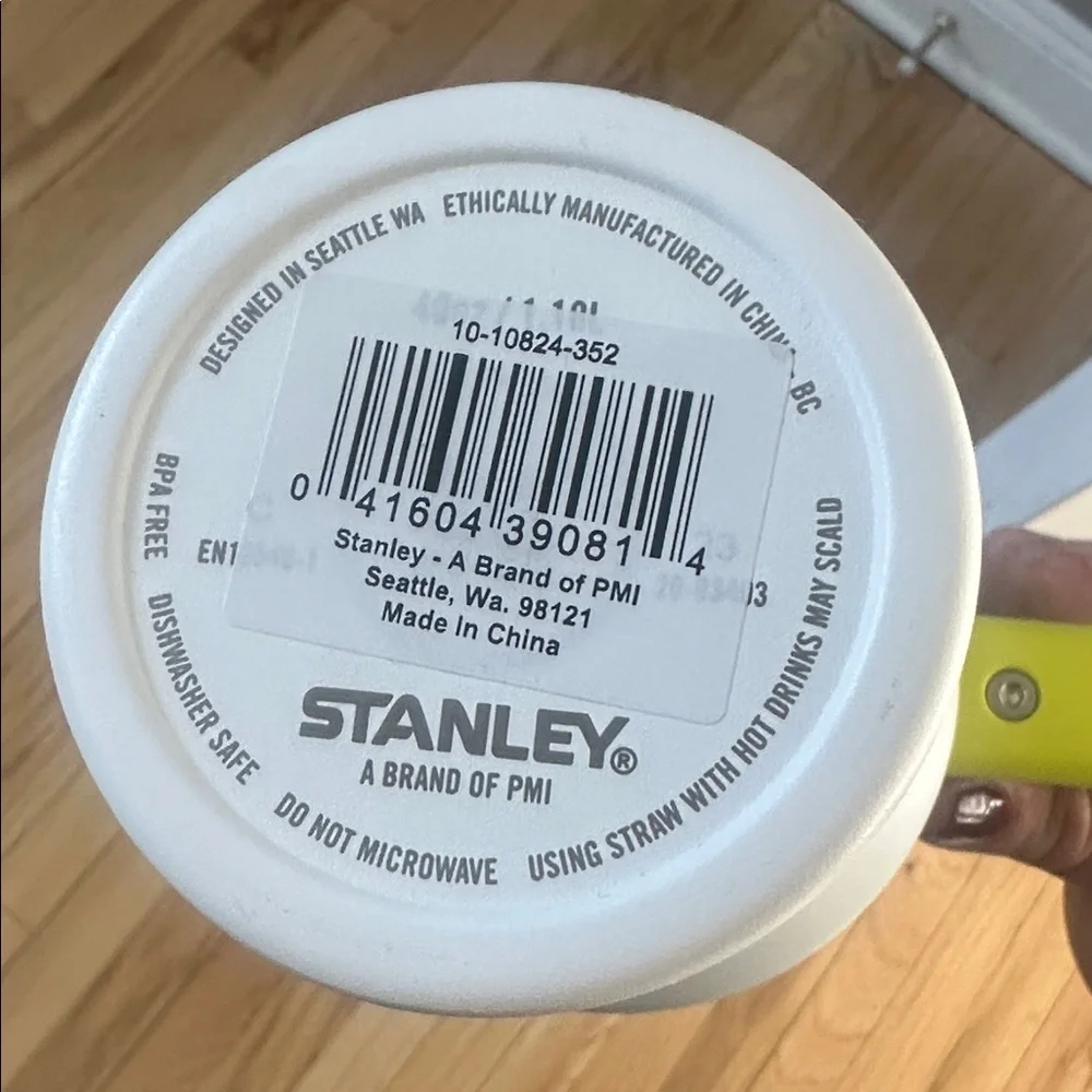 Stanley 40 oz Frost Electric Yellow Neon Stainless Steel H2.0 Quencher Tumbler